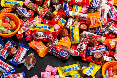 Rating the top 10 Halloween candies